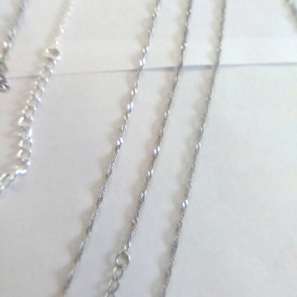 4 Singapore and 1 Delicate Rolo Silver Chains - Picture 5 of 11